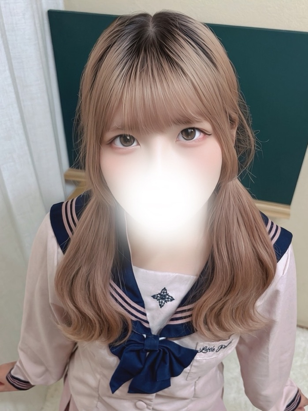 Momo Sakurai